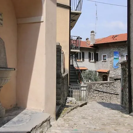 Italianway - Riva Soldino 9 * Лалльо