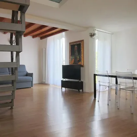 Italianway - Riva Soldino 9 Апартаменты *